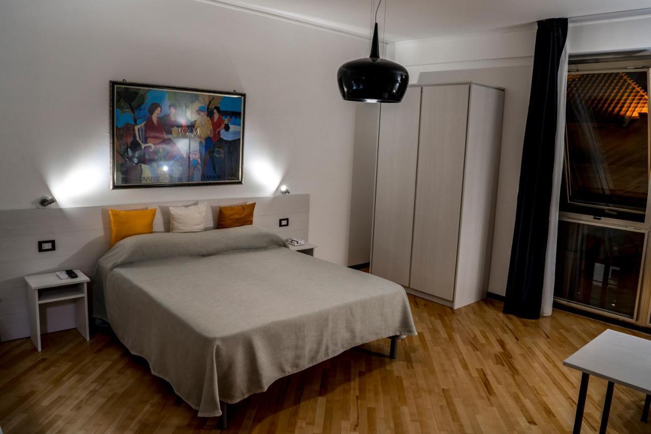 Opera House Bed and Breakfast Palermo Exteriör bild