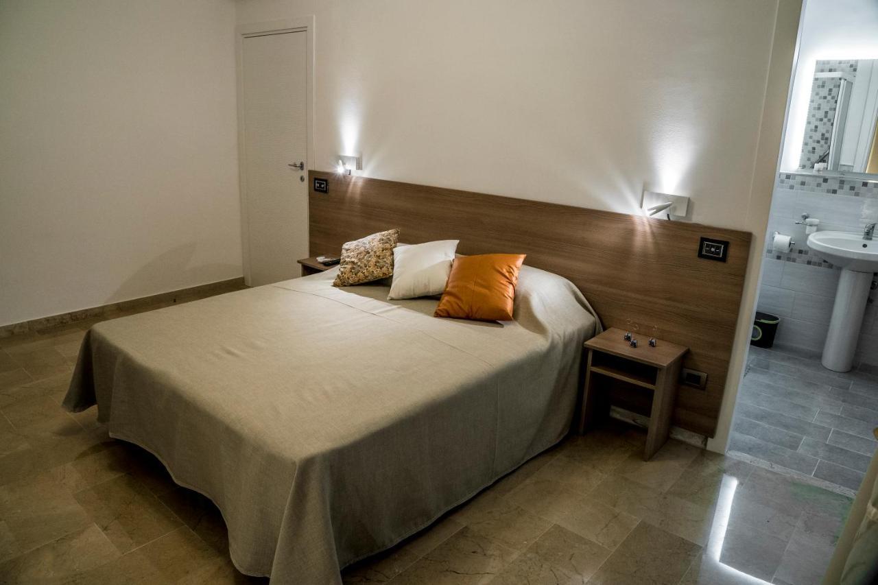 Opera House Bed and Breakfast Palermo Exteriör bild